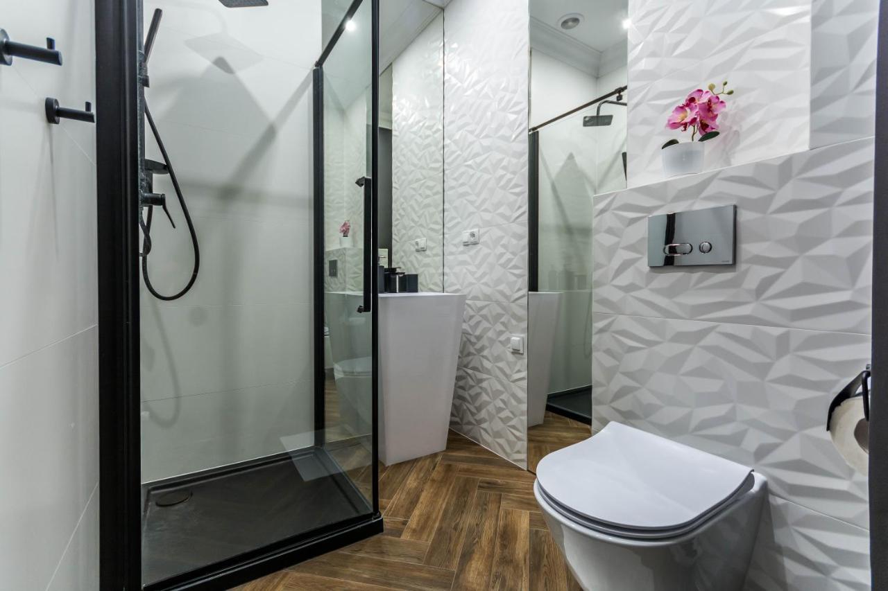 Luxury Jacuzzi Apartment Krakkó Kültér fotó